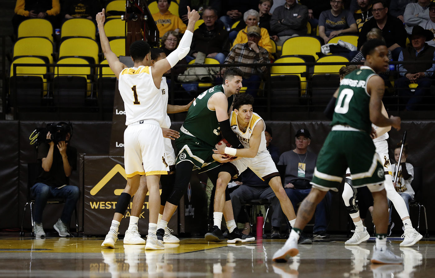 UW Mens Basketball Game